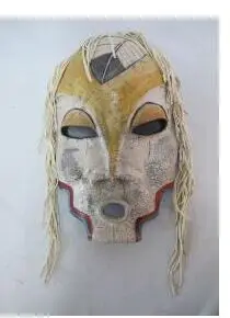 Warm Springs Woman mask by Lillian Pitt