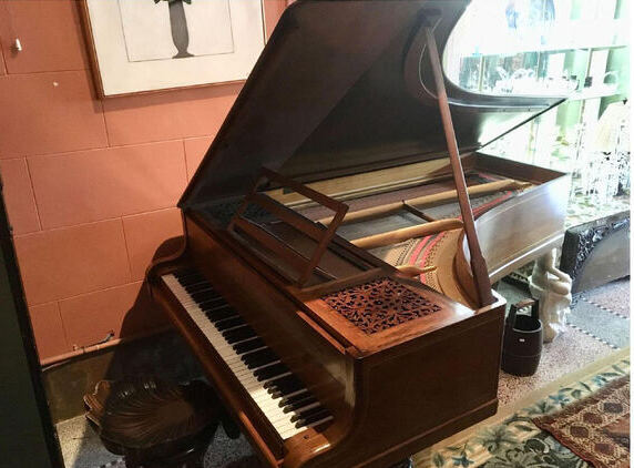 Rare Hornung & Møller rosewood grand piano
