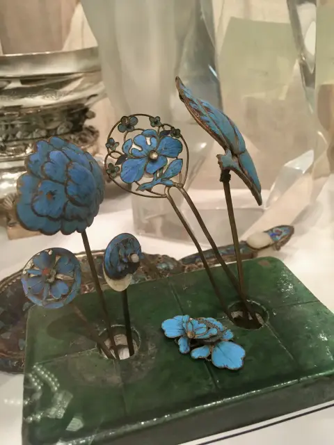 Photo from The Asian Arts & Antiques Estate Collection
