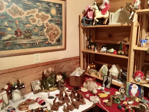 Photo from The Broadway Woods Estate Sale