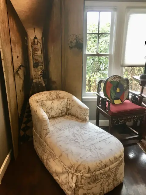 Photo from The Kings Cumberland Estate Sale