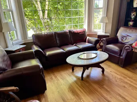 Photo from The Oakwood Gardens Estate Sale