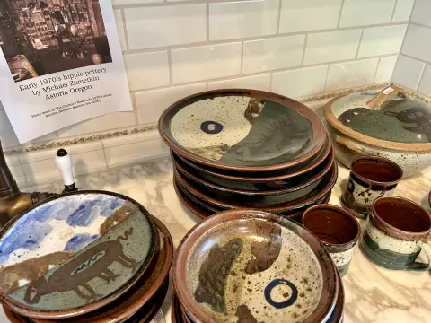 Photo from The Oakwood Gardens Estate Sale