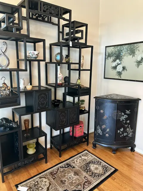 Photo from The Oakwood Gardens Estate Sale