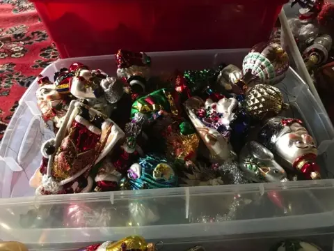 Photo from The Holiday Sale of Ms. Gwyneth Gamble Booth