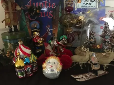 Photo from The Holiday Sale of Ms. Gwyneth Gamble Booth