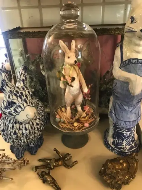 Photo from The Holiday Sale of Ms. Gwyneth Gamble Booth